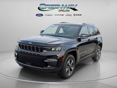 New 2024 Jeep Grand Cherokee Limited 4xe image 2