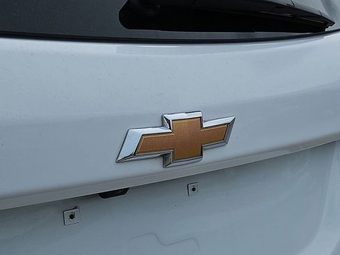 Used 2024 Chevrolet Equinox LT image 33