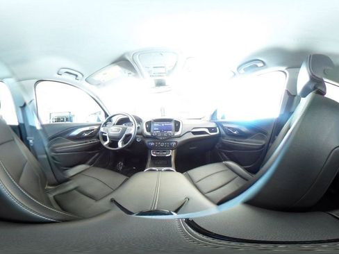 Used 2024 GMC Terrain SLT image 42