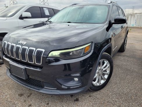Used 2019 Jeep Cherokee Latitude w/ Popular Appearance Group image 19