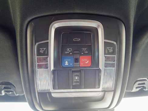 Used 2024 RAM 1500 Laramie AWD/4WD image 36