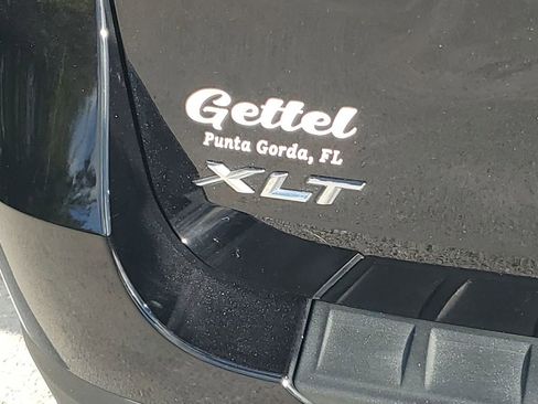 Used 2024 Ford Explorer XLT image 40