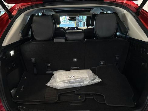 Used 2024 MAZDA CX-90 Plug-In Hybrid w/ Premium Pkg AWD/4WD image 12