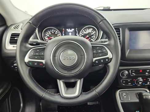 Used 2020 Jeep Compass Latitude image 29