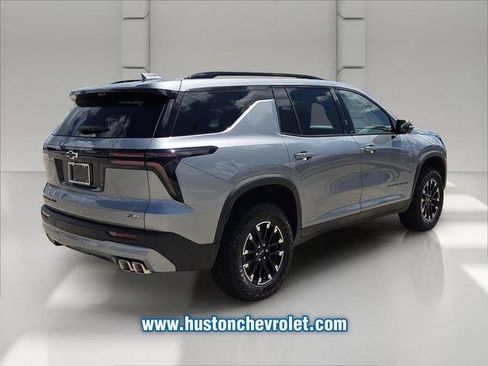 New 2026 Chevrolet Traverse Z71 w/ Driver Confidence Package AWD/4WD image 5