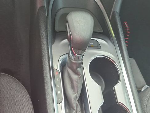 Used 2025 Chevrolet Malibu LT FWD image 19