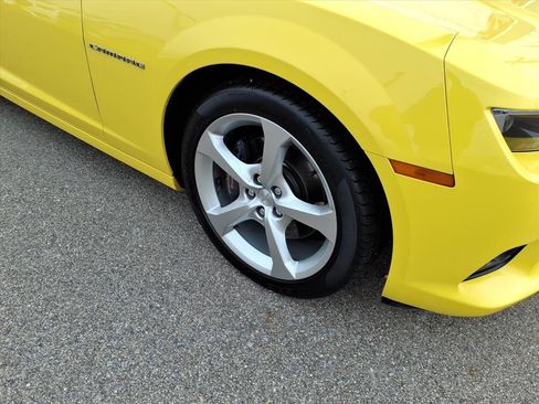 Used 2015 Chevrolet Camaro SS w/ RS Package image 4