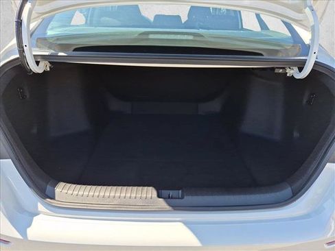 Used 2025 Honda Accord LX image 6