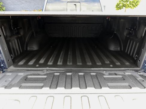 Used 2020 Ford F150 Lariat w/ Equipment Group 502A Luxury AWD/4WD image 6