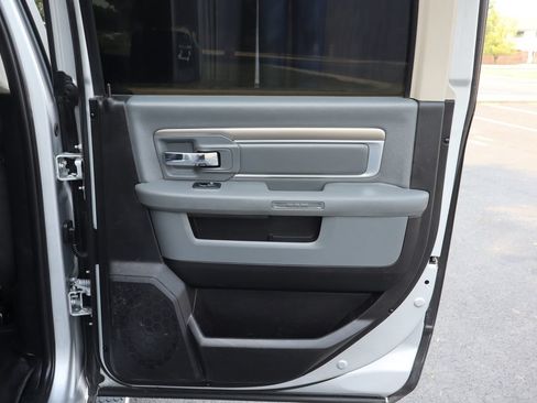 Used 2018 RAM 2500 SLT w/ Protection Group AWD/4WD image 25