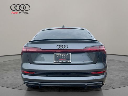 Certified 2023 Audi e-tron Premium Plus AWD/4WD image 4