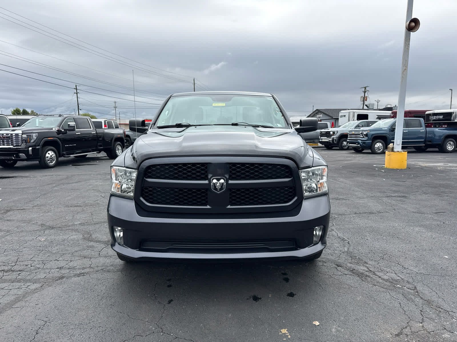 Used 2015 RAM 1500 Express AWD/4WD image 8