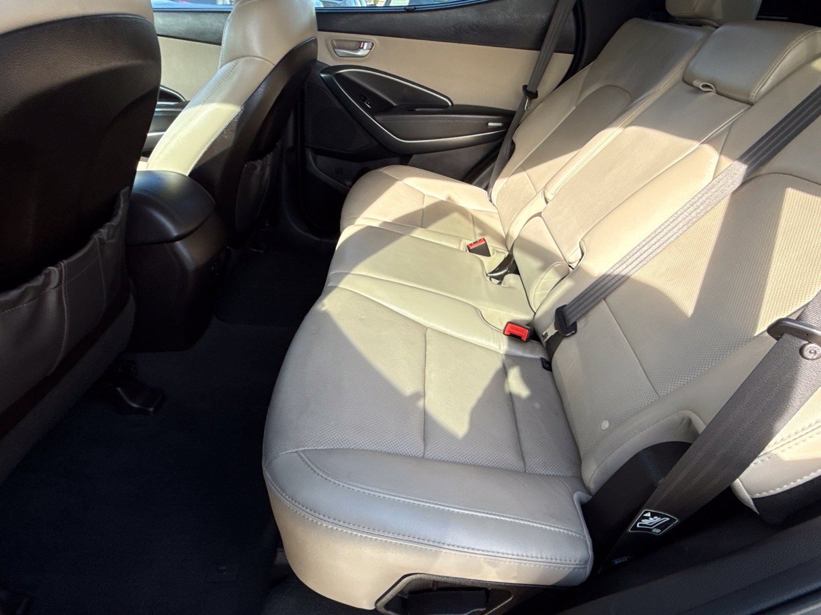 Used 2017 Hyundai Santa Fe Sport FWD image 18