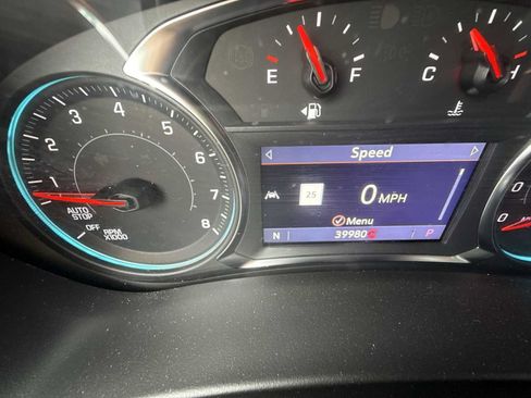 Certified 2023 Chevrolet Equinox Premier AWD/4WD image 12