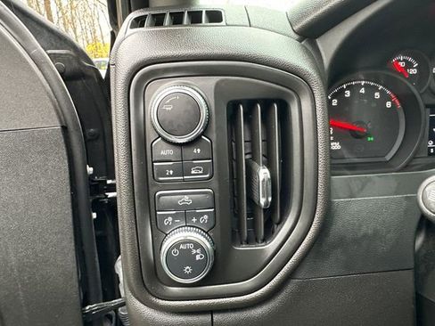 Used 2024 GMC Sierra 1500 Pro w/ Graphite Edition AWD/4WD image 30