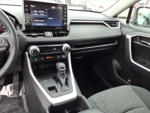 Certified 2022 Toyota RAV4 XLE image 13