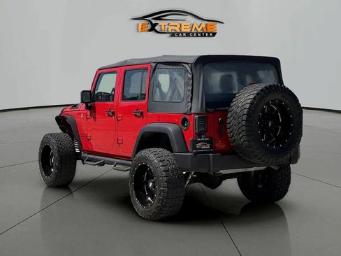 Used 2018 Jeep Wrangler Unlimited Sport AWD/4WD image 4