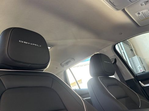 Used 2026 GMC Terrain Denali AWD/4WD image 19