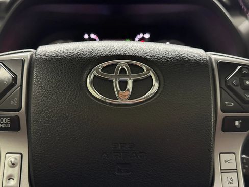 Used 2020 Toyota 4Runner Limited RWD image 76