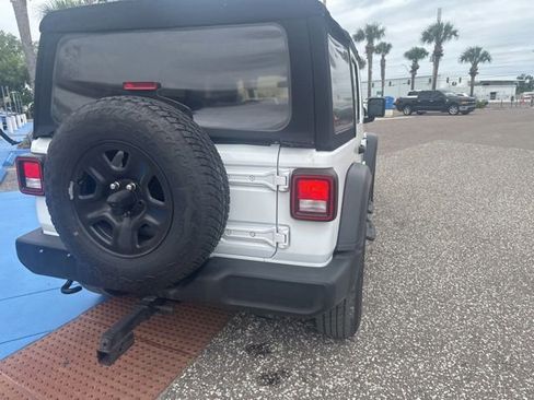Used 2018 Jeep Wrangler Unlimited Sport S AWD/4WD image 23