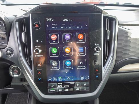 Used 2025 Subaru Forester Limited image 17