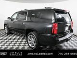Used 2020 Chevrolet Suburban Premier image 3