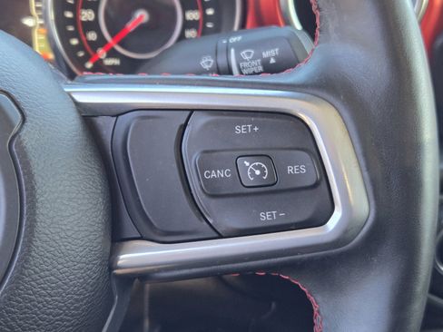 Used 2021 Jeep Gladiator Rubicon w/ Cold Weather Group AWD/4WD image 24