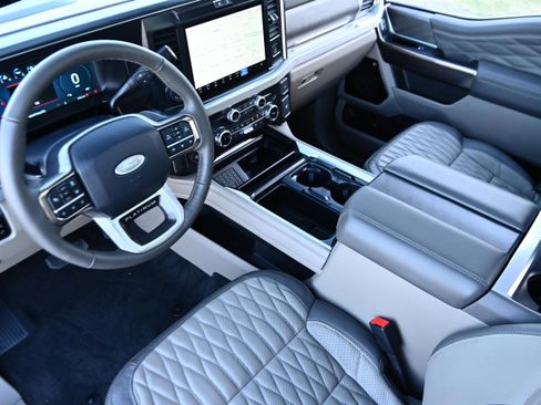 Used 2026 Ford F450 Platinum w/ Platinum Plus Package image 13