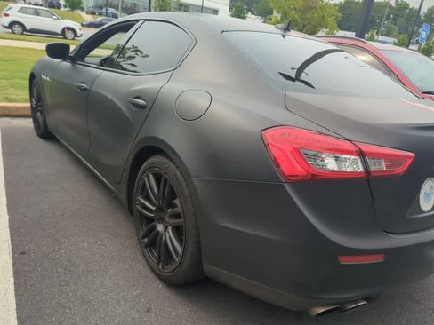 Used 2017 Maserati Ghibli w/ Sport Package RWD image 3