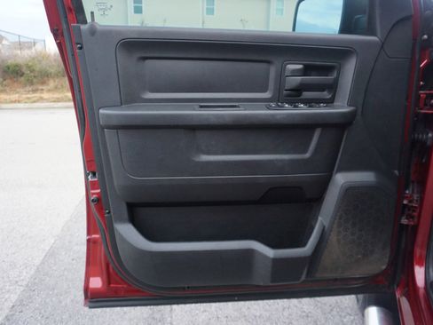 Used 2014 RAM 1500 Express image 24