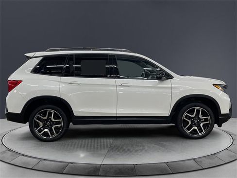Used 2022 Honda Passport Elite image 6