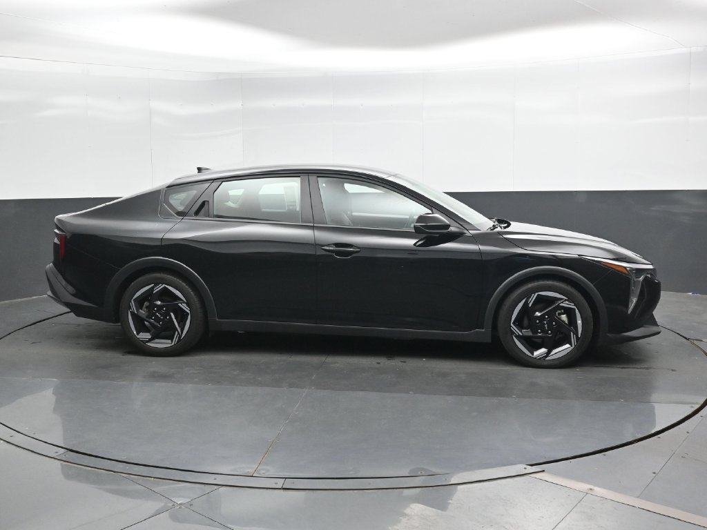 Used 2025 Kia K4 EX FWD image 3