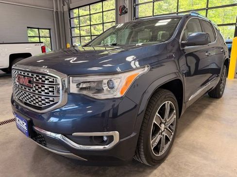 Used 2018 GMC Acadia Denali w/ Technology Package AWD/4WD image 4