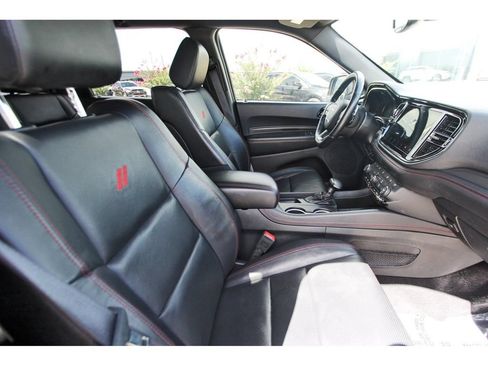 Used 2025 Dodge Durango GT AWD/4WD image 11