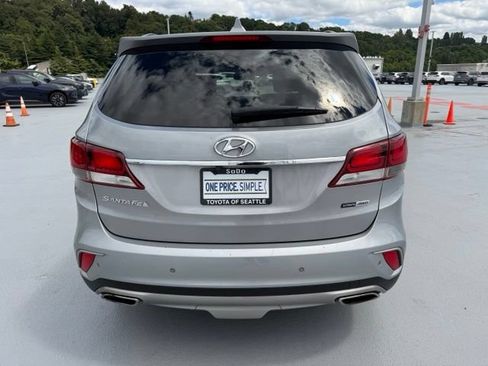 Used 2018 Hyundai Santa Fe AWD w/ SE Ultimate Tech Package 03 image 4