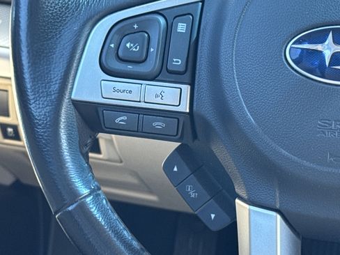Used 2016 Subaru Outback 2.5i Premium AWD/4WD image 7