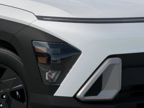 New 2026 Hyundai Kona SEL Premium image 9