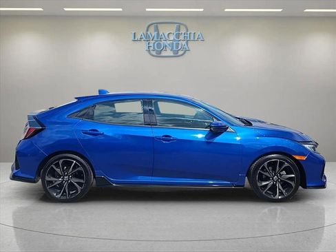Used 2018 Honda Civic Sport Touring image 6