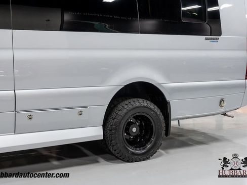 Used 2020 Mercedes-Benz Sprinter 3500 image 37