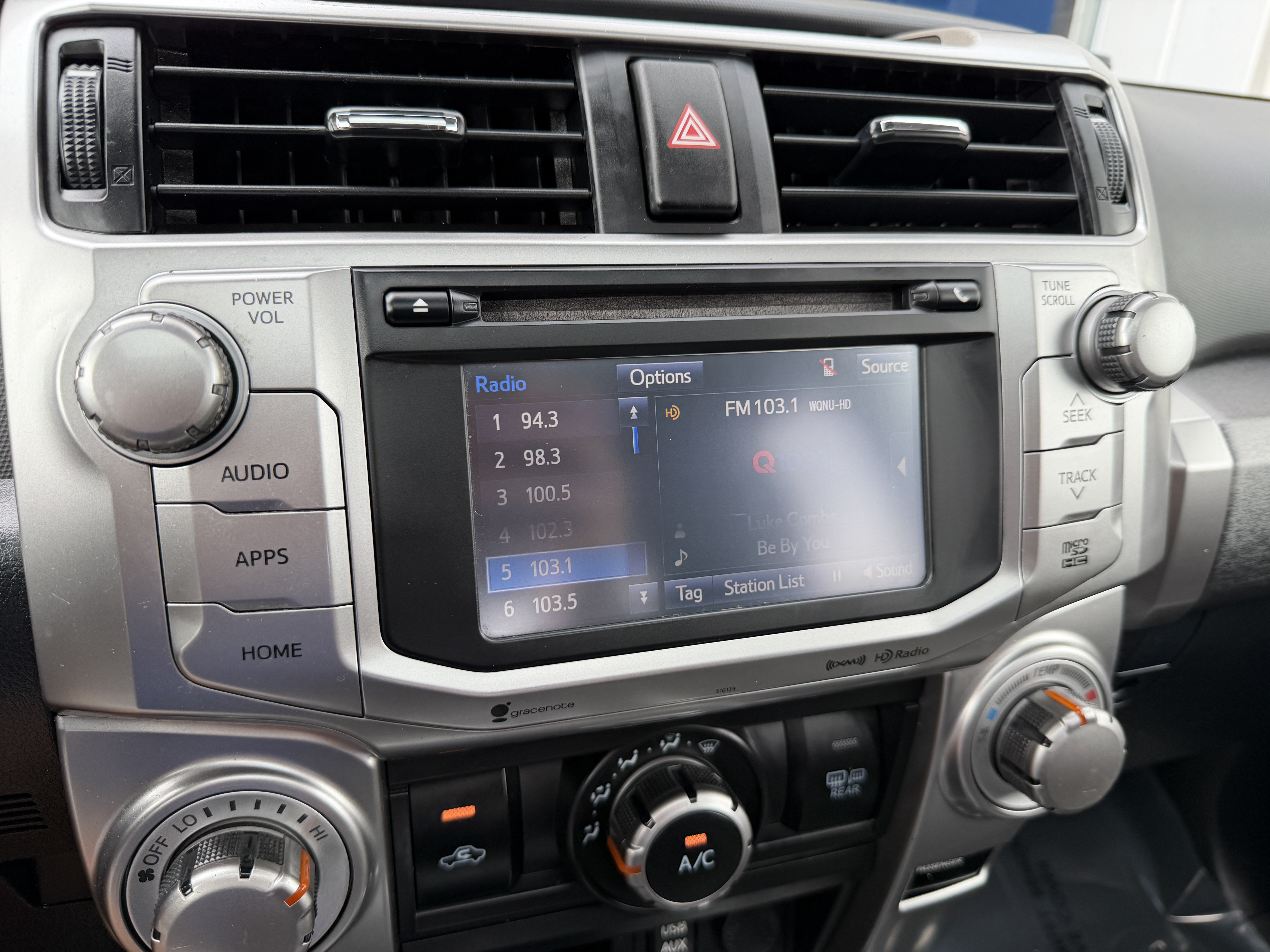 Used 2018 Toyota 4Runner SR5 Premium AWD/4WD image 19
