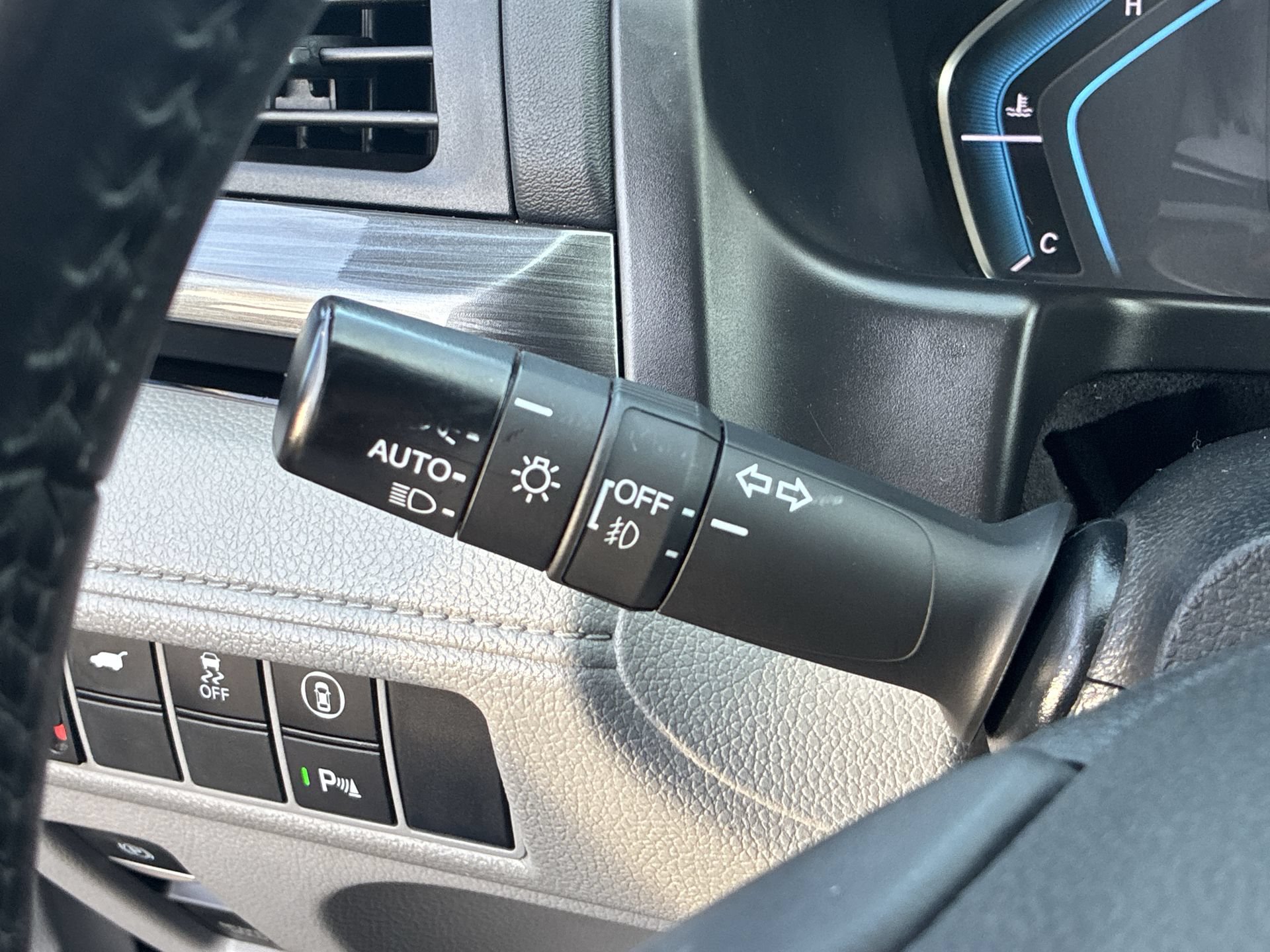 Certified 2022 Honda Odyssey Elite image 29