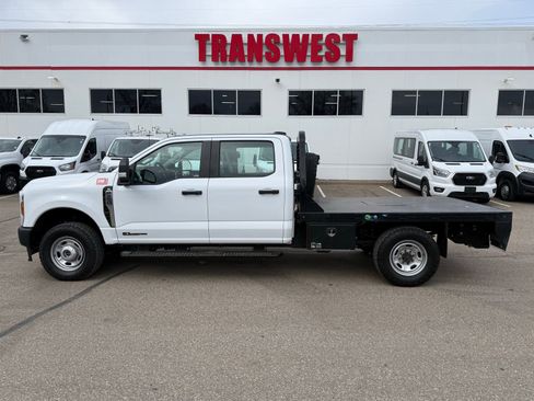 Used 2024 Ford F250 XL AWD/4WD image 2