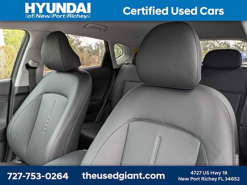 Used 2026 Hyundai Kona SEL Premium image 7