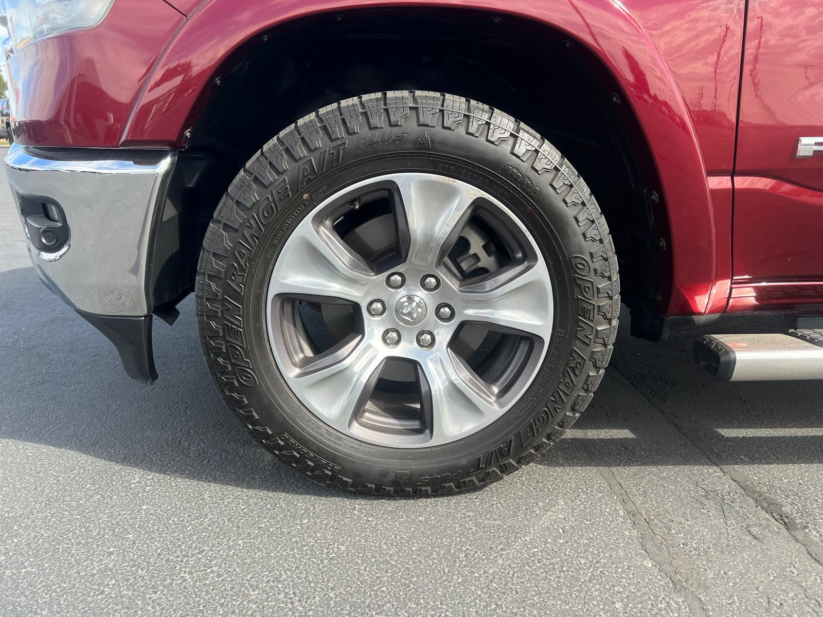 Used 2022 RAM 1500 Laramie AWD/4WD image 30