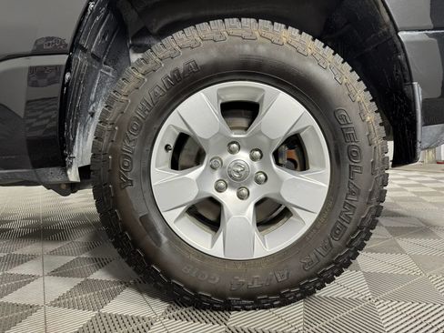 Used 2020 RAM 1500 Big Horn AWD/4WD image 41