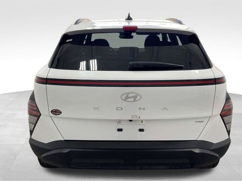 Used 2024 Hyundai Kona SEL image 6