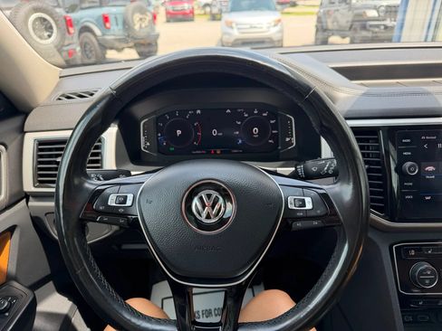 Used 2019 Volkswagen Atlas SEL Premium AWD/4WD image 12