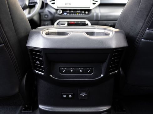 Used 2026 Toyota Tundra Platinum AWD/4WD image 30