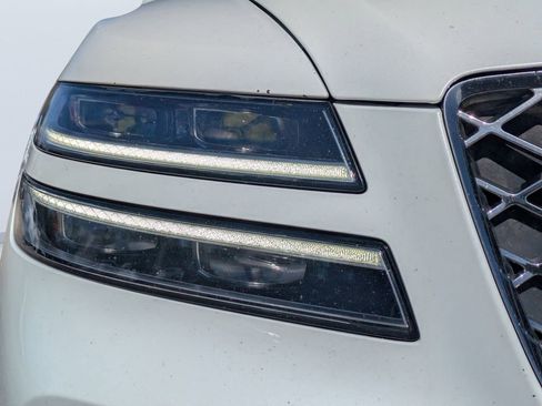 Used 2021 Genesis G80 2.5T w/ Advanced Package image 10