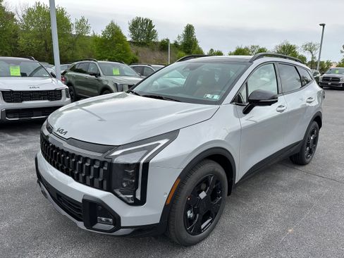New 2026 Kia Sportage X-Line AWD/4WD image 1